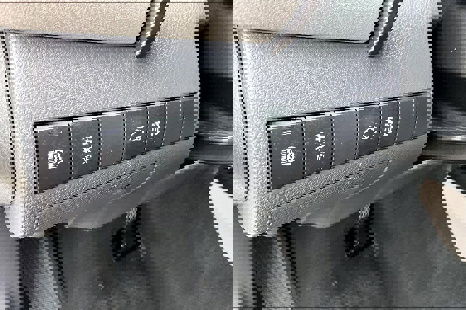 Used 2018 Toyota Camry XLE image 32