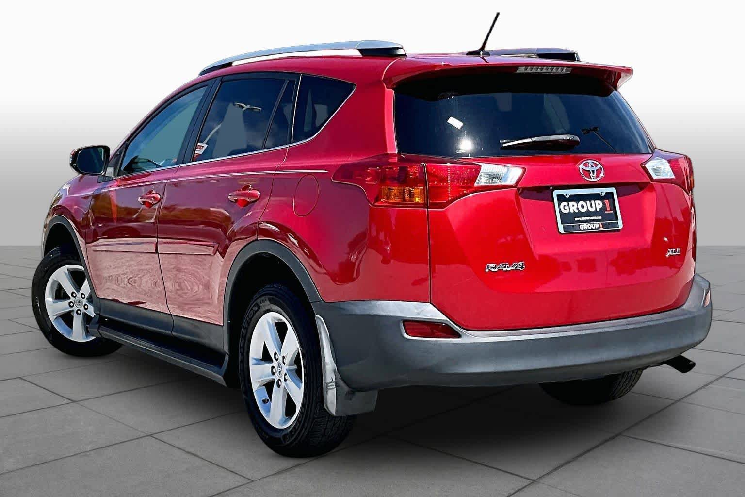 Used 2014 Toyota RAV4 XLE FWD image 12