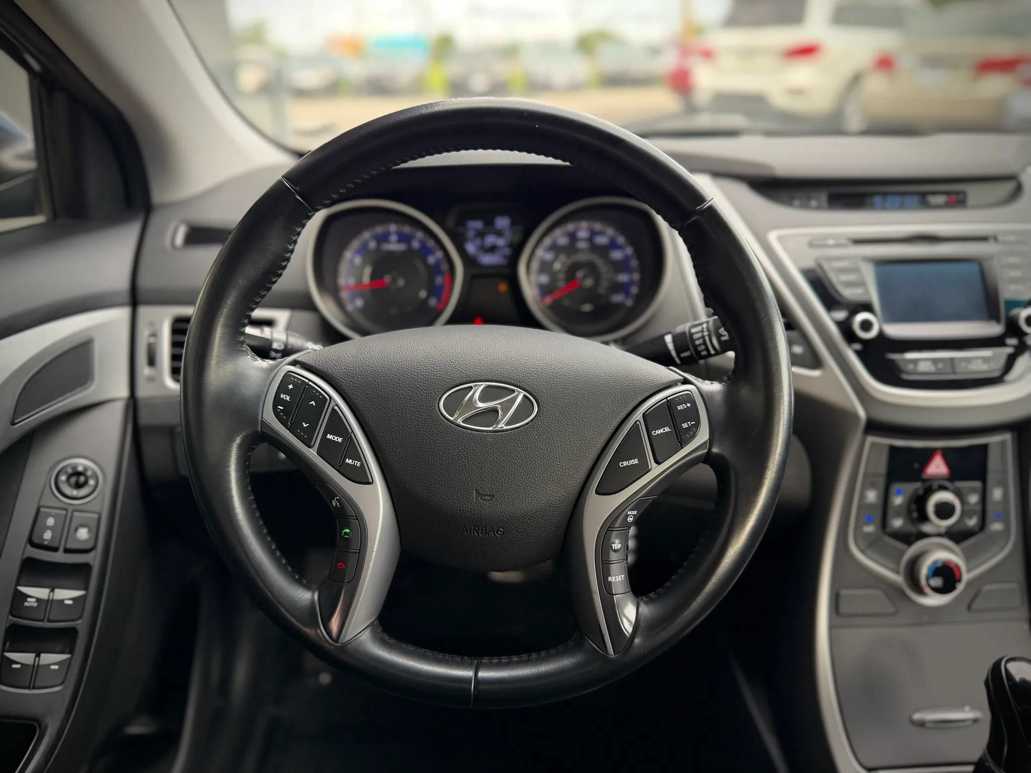 Used 2015 Hyundai Elantra SE w/ Option Group 03 FWD image 10