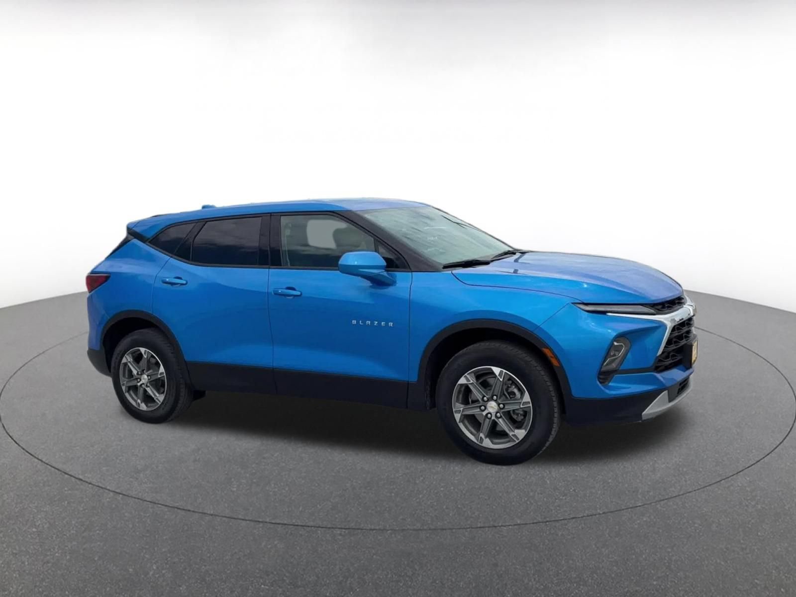 Used 2026 Chevrolet Blazer LT FWD video 2