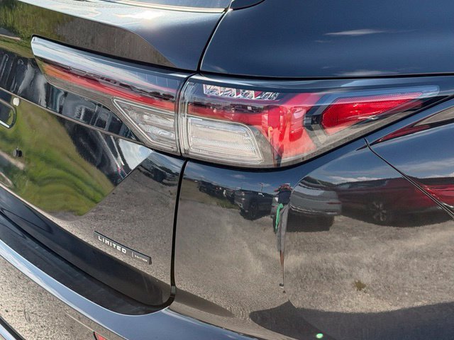 New 2026 Mitsubishi Outlander LE FWD image 11