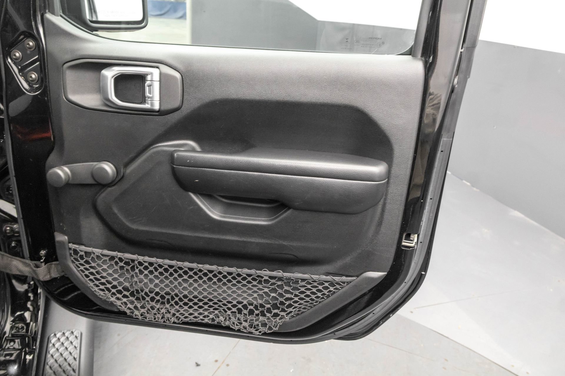 Used 2021 Jeep Gladiator Sport image 42