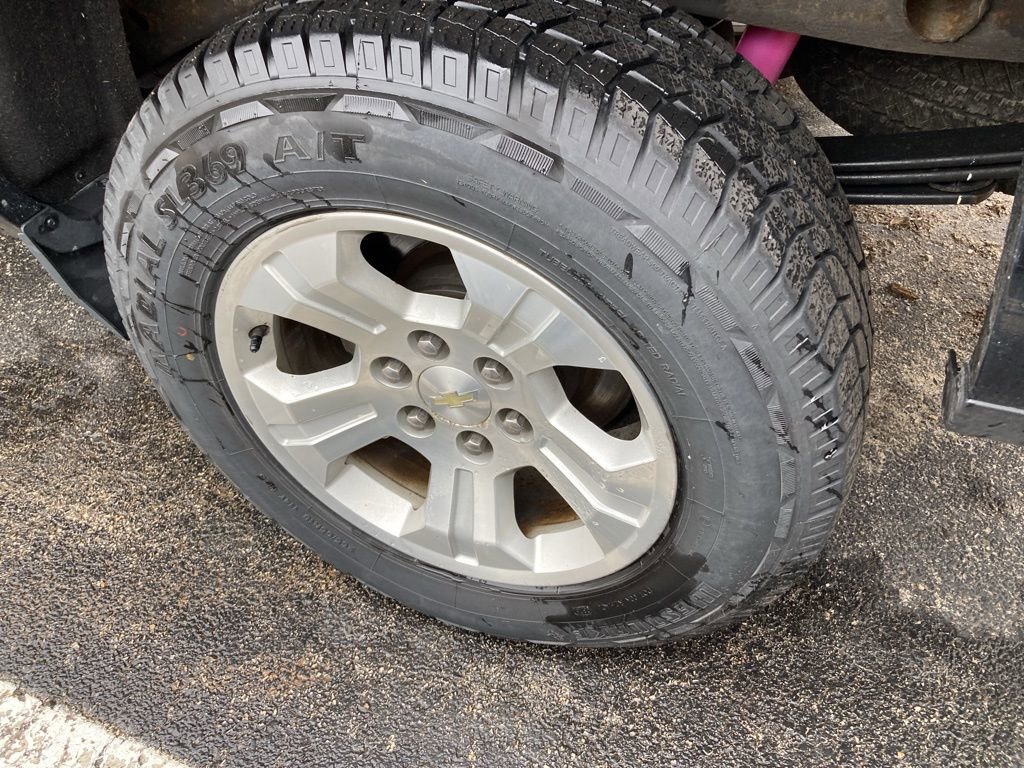 Used 2017 Chevrolet Silverado 1500 LTZ Z71 w/ LTZ Plus Package image 6