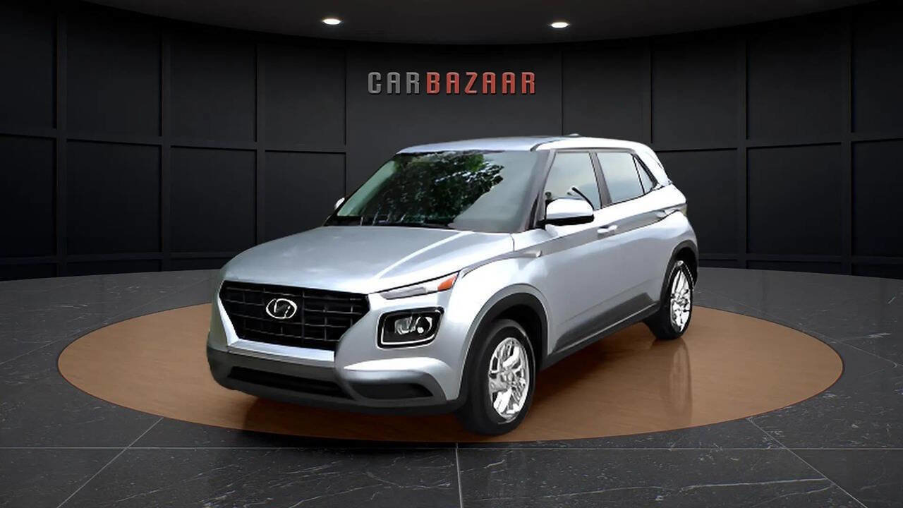 Used 2021 Hyundai Venue SE image 4