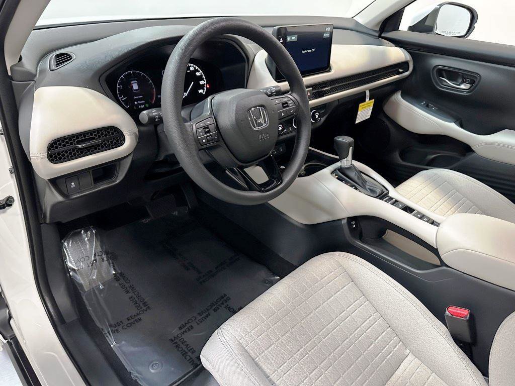 New 2026 Honda HR-V LX image 14