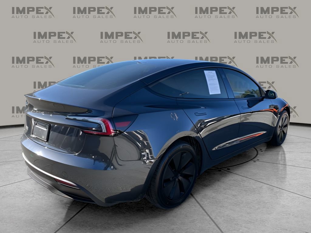 Used 2024 Tesla Model 3 Standard Range image 5