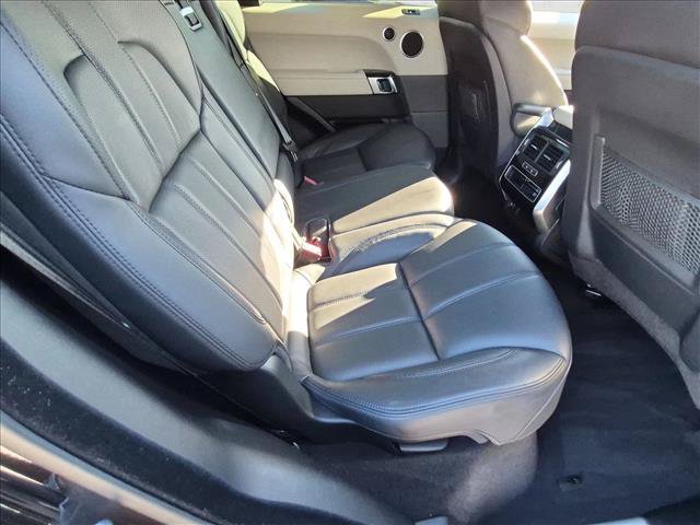 Used 2017 Land Rover Range Rover Sport HSE AWD/4WD image 20
