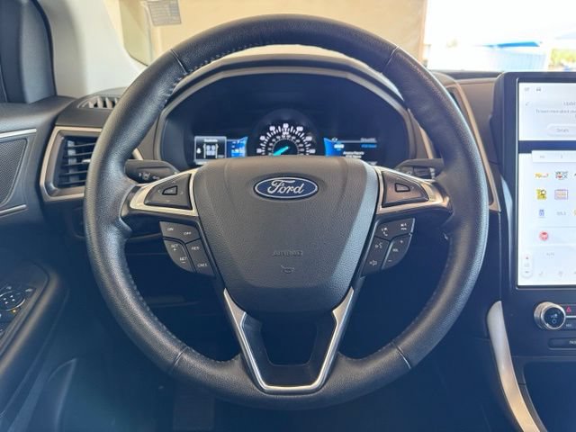 Used 2024 Ford Edge SEL AWD/4WD image 14