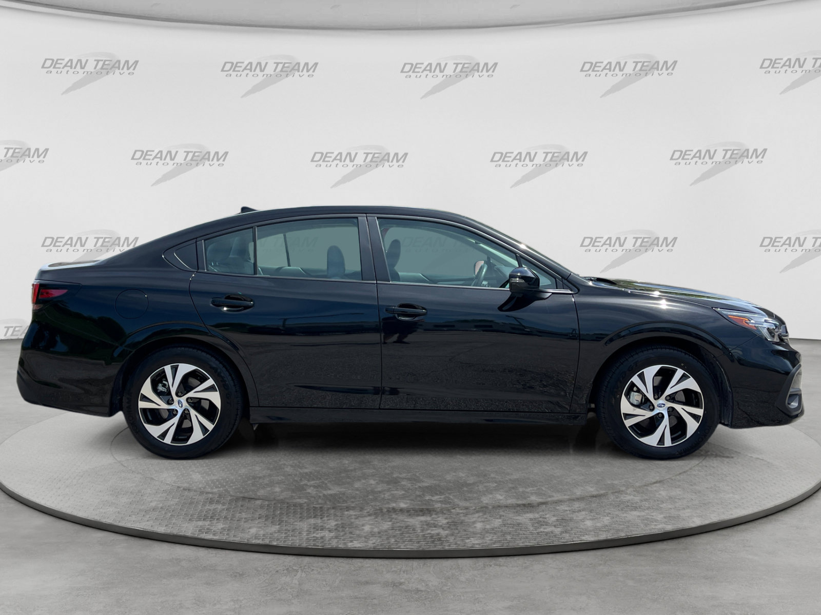 Certified 2025 Subaru Legacy Premium AWD/4WD image 9