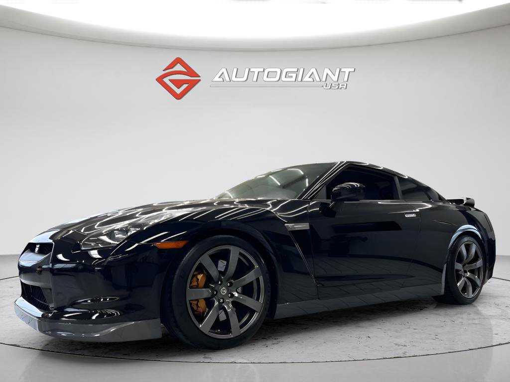 Used 2011 Nissan GT-R Premium image 14