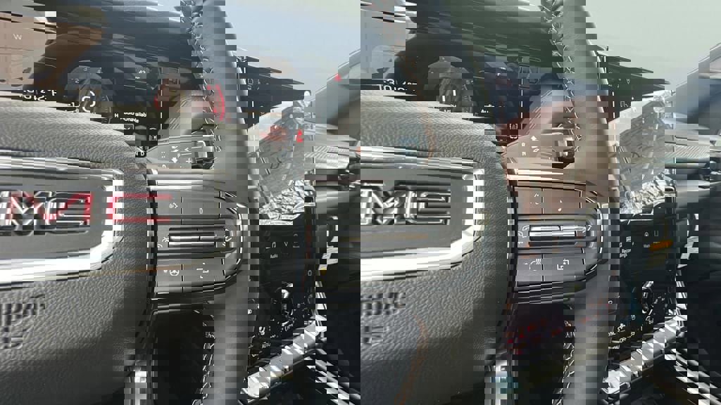 New 2026 GMC Yukon XL AT4 image 15