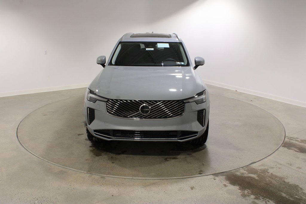 New 2026 Volvo XC90 B6 Plus w/ Protection Package Premier AWD/4WD image 2