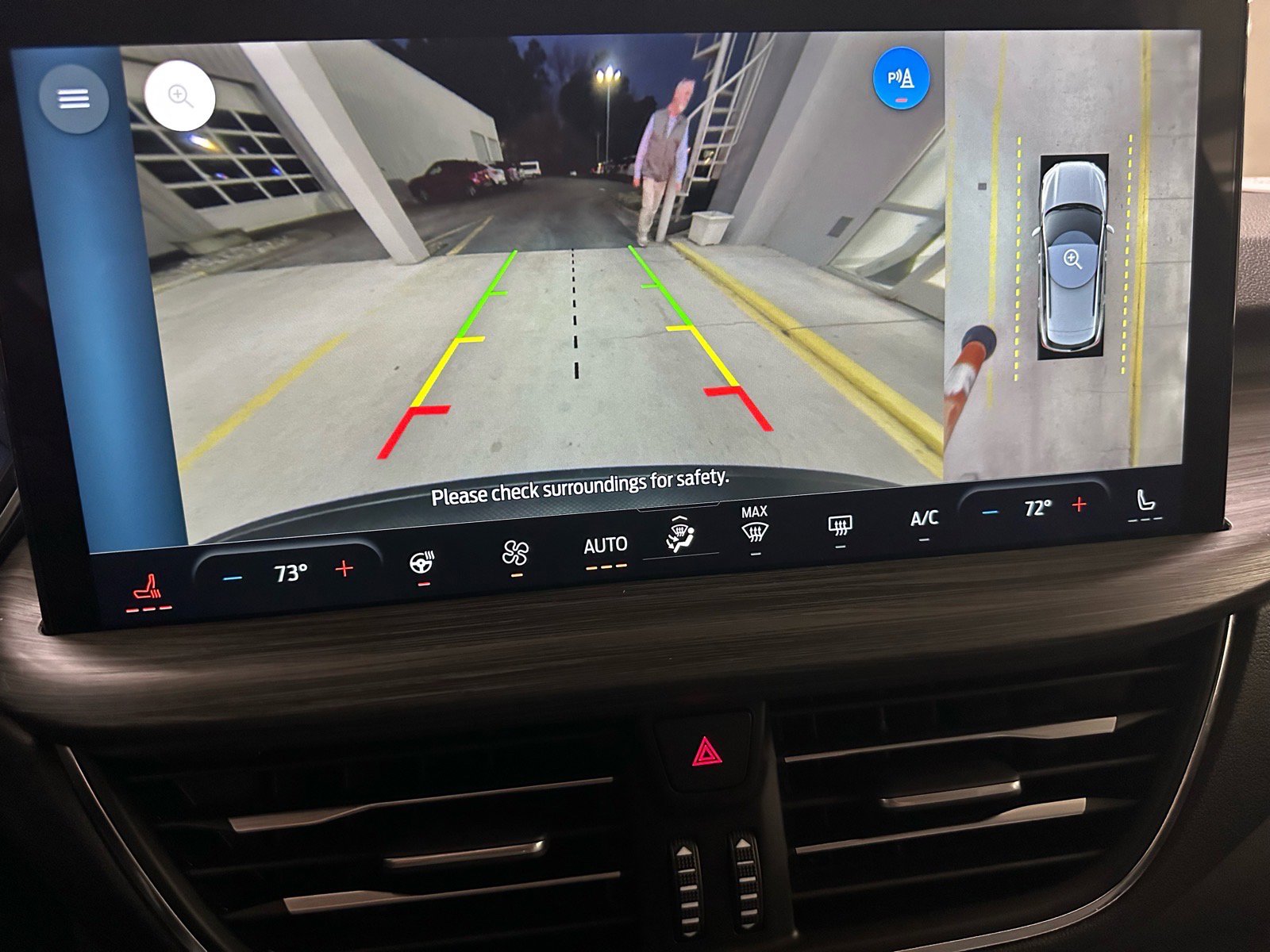 Certified 2025 Ford Escape Platinum w/ Premium Technology Package image 42