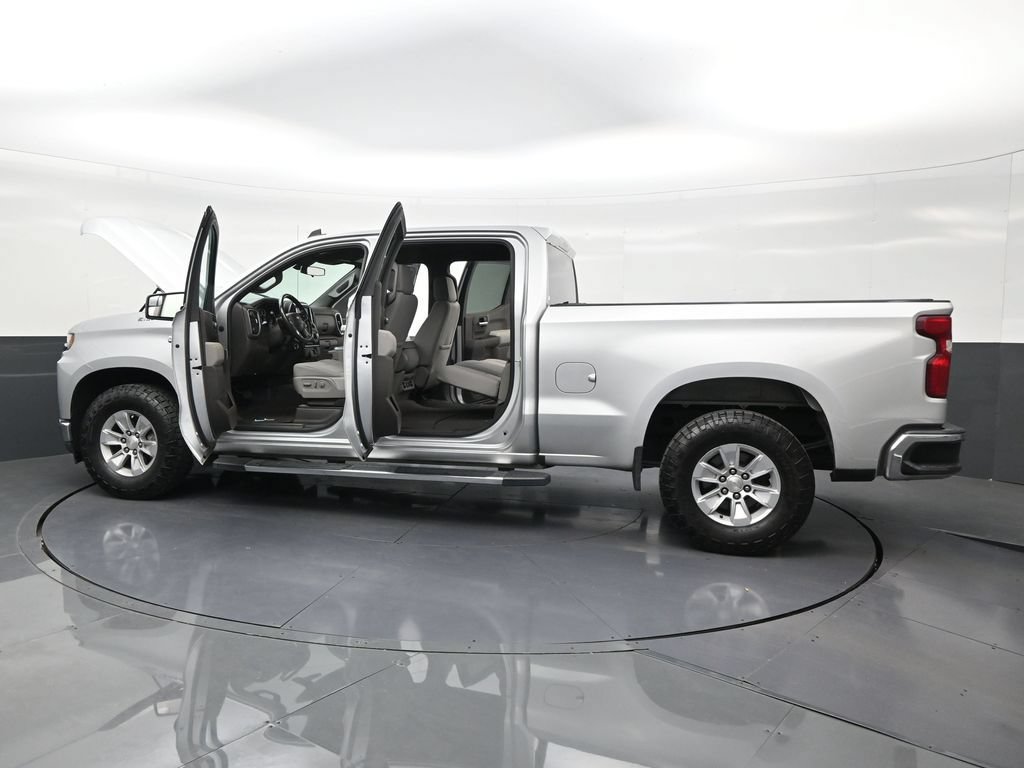 Used 2022 Chevrolet Silverado 1500 LT RWD image 30