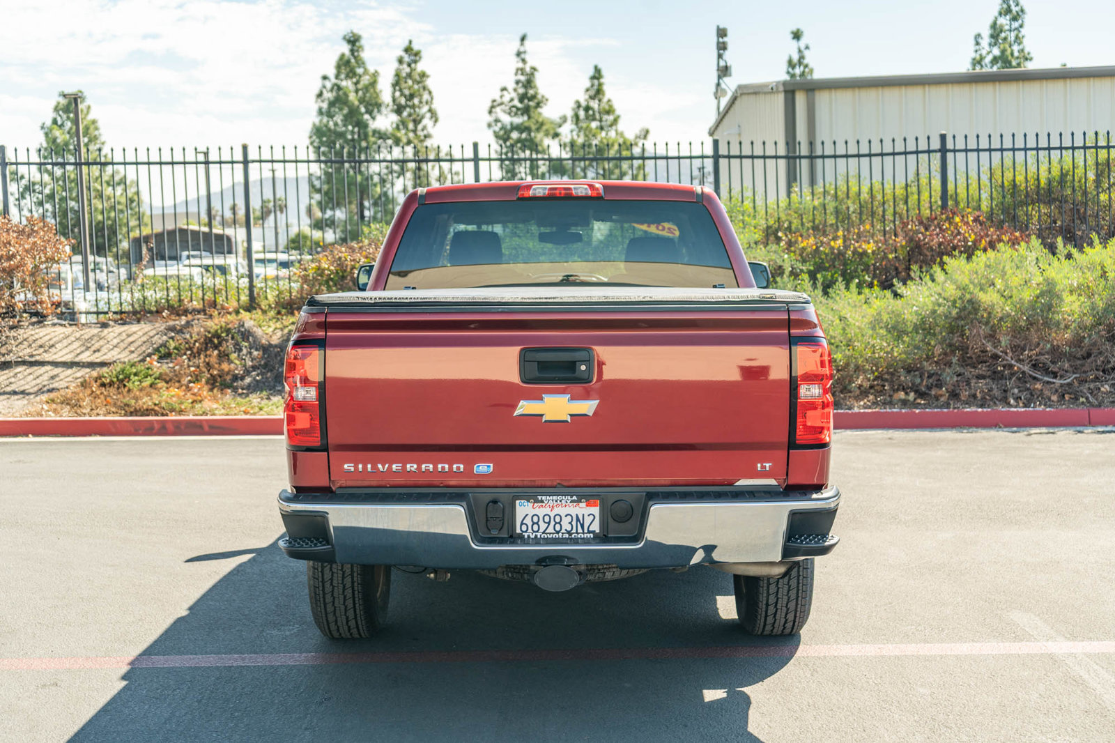 Used 2018 Chevrolet Silverado 1500 LT w/ LT Eassist Package RWD image 9