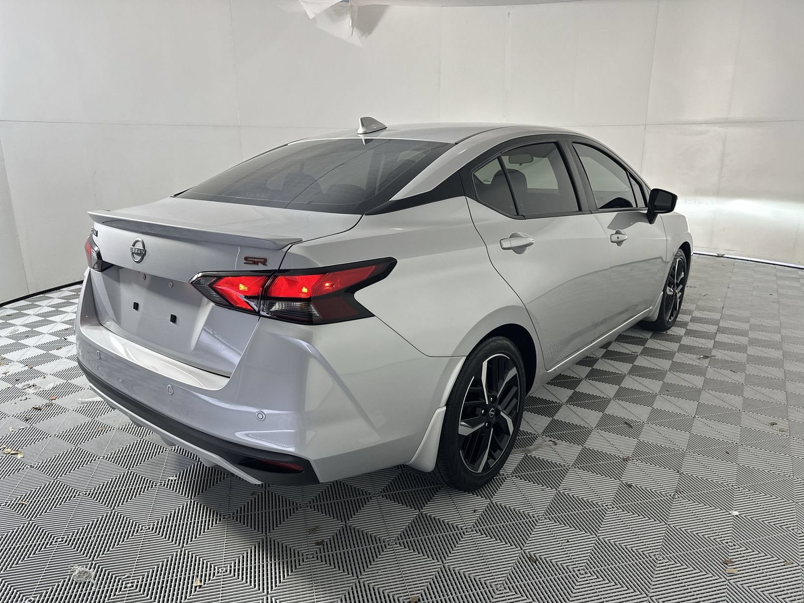 Certified 2024 Nissan Versa SR w/ Trunk Package FWD image 8