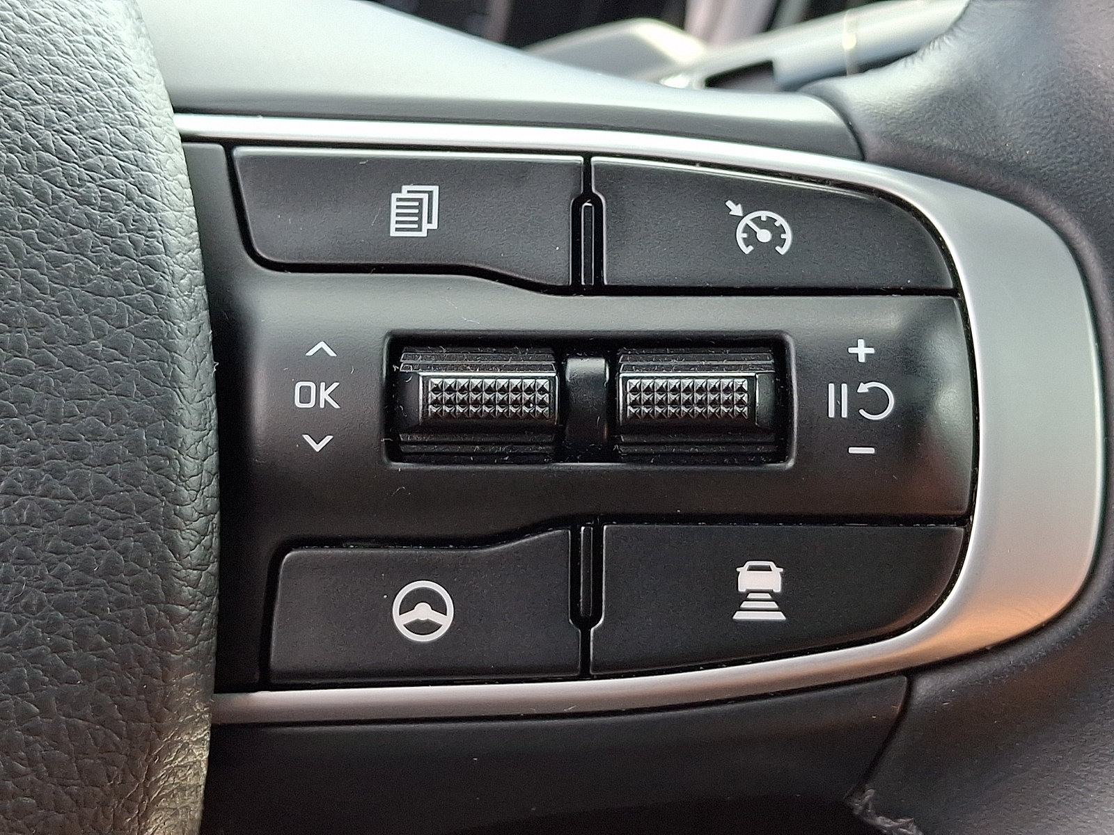 Used 2023 Kia K5 GT-Line AWD/4WD image 23