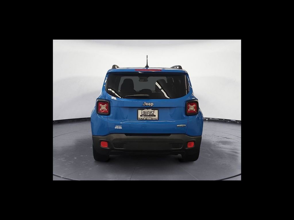 Used 2015 Jeep Renegade Latitude w/ Popular Equipment Group image 5