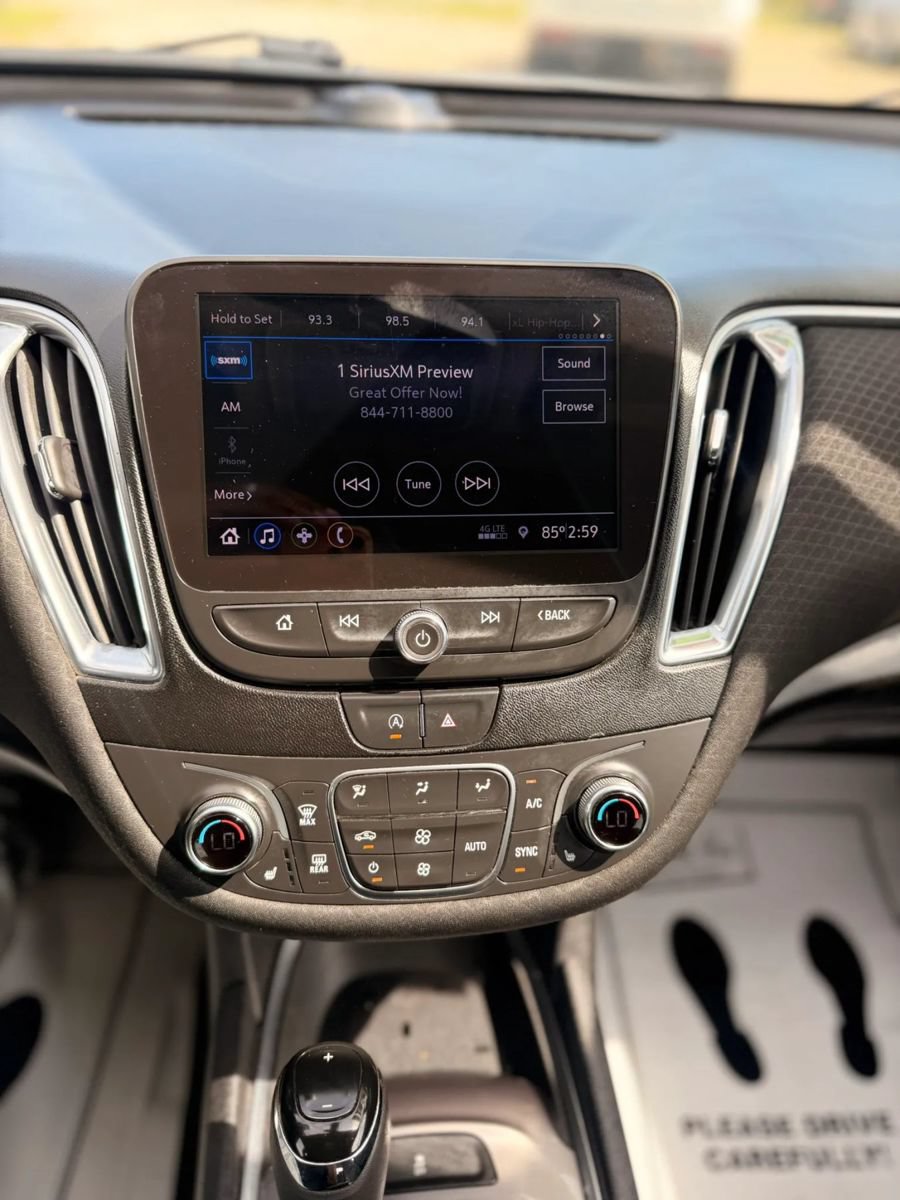 Used 2020 Chevrolet Malibu LT FWD image 10