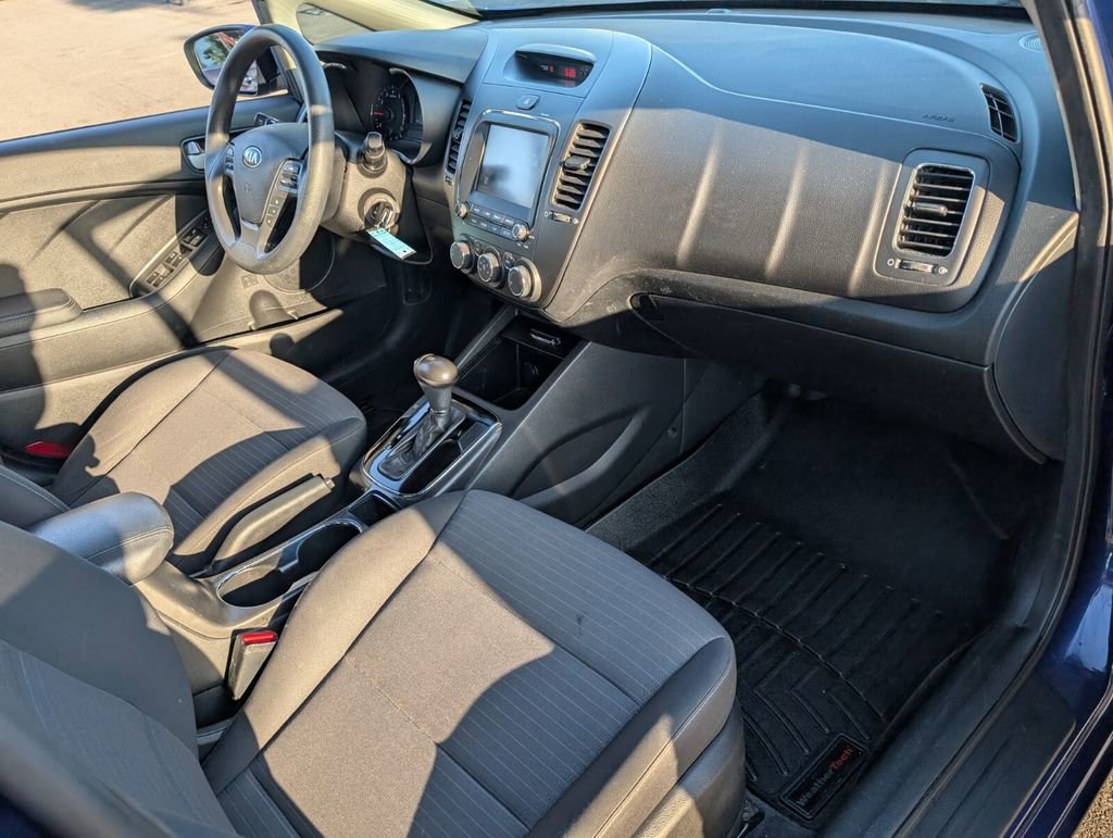 Used 2018 Kia Forte LX w/ LX Popular Package image 17