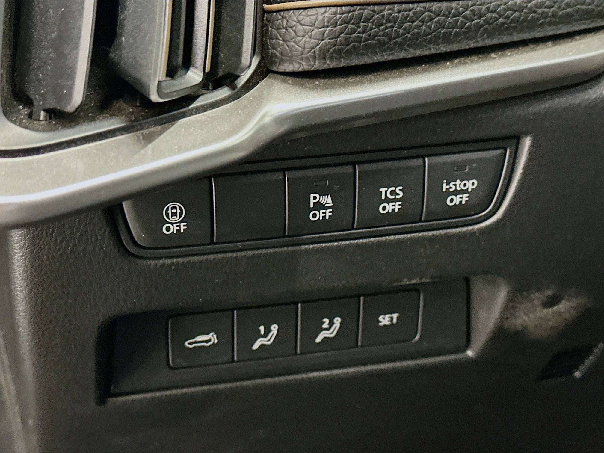 Used 2025 MAZDA CX-90 3.3 Turbo w/ Premium Sport Pkg image 17