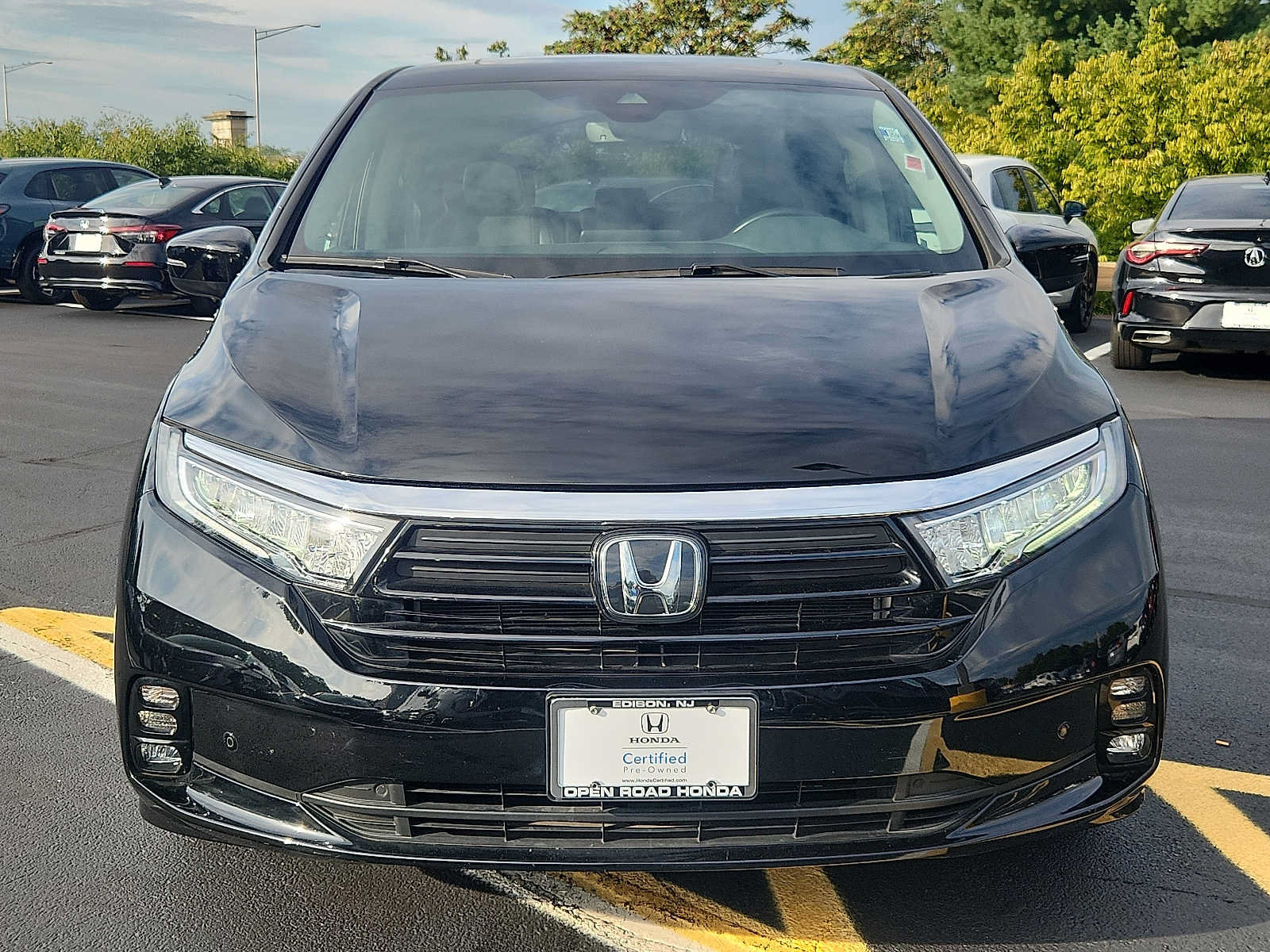 Certified 2023 Honda Odyssey Touring image 2