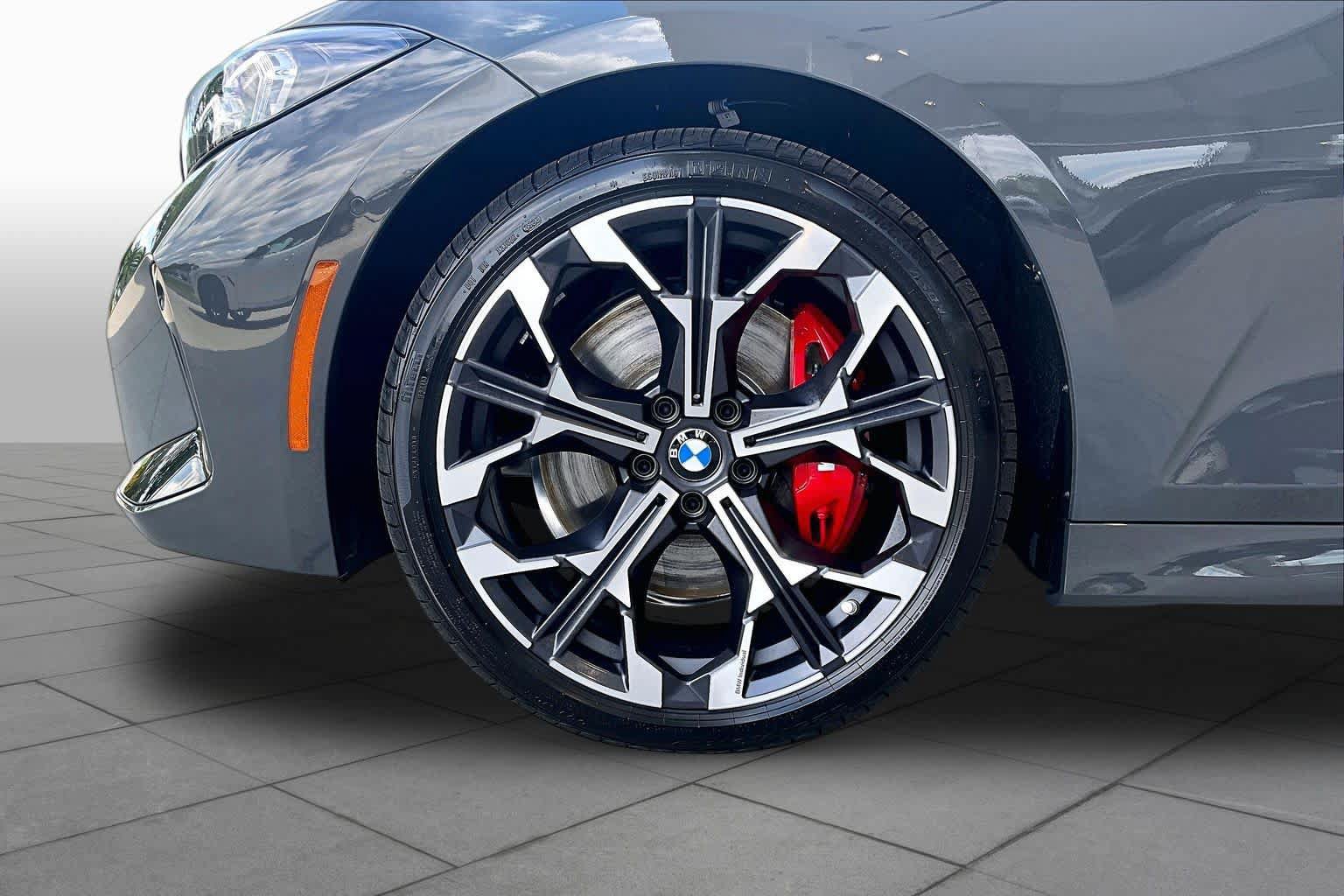New 2026 BMW 330i Sedan w/ M Sport Package RWD image 11