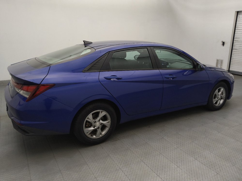 Used 2021 Hyundai Elantra SE FWD image 10