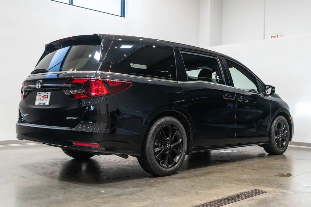 Used 2024 Honda Odyssey Sport image 9