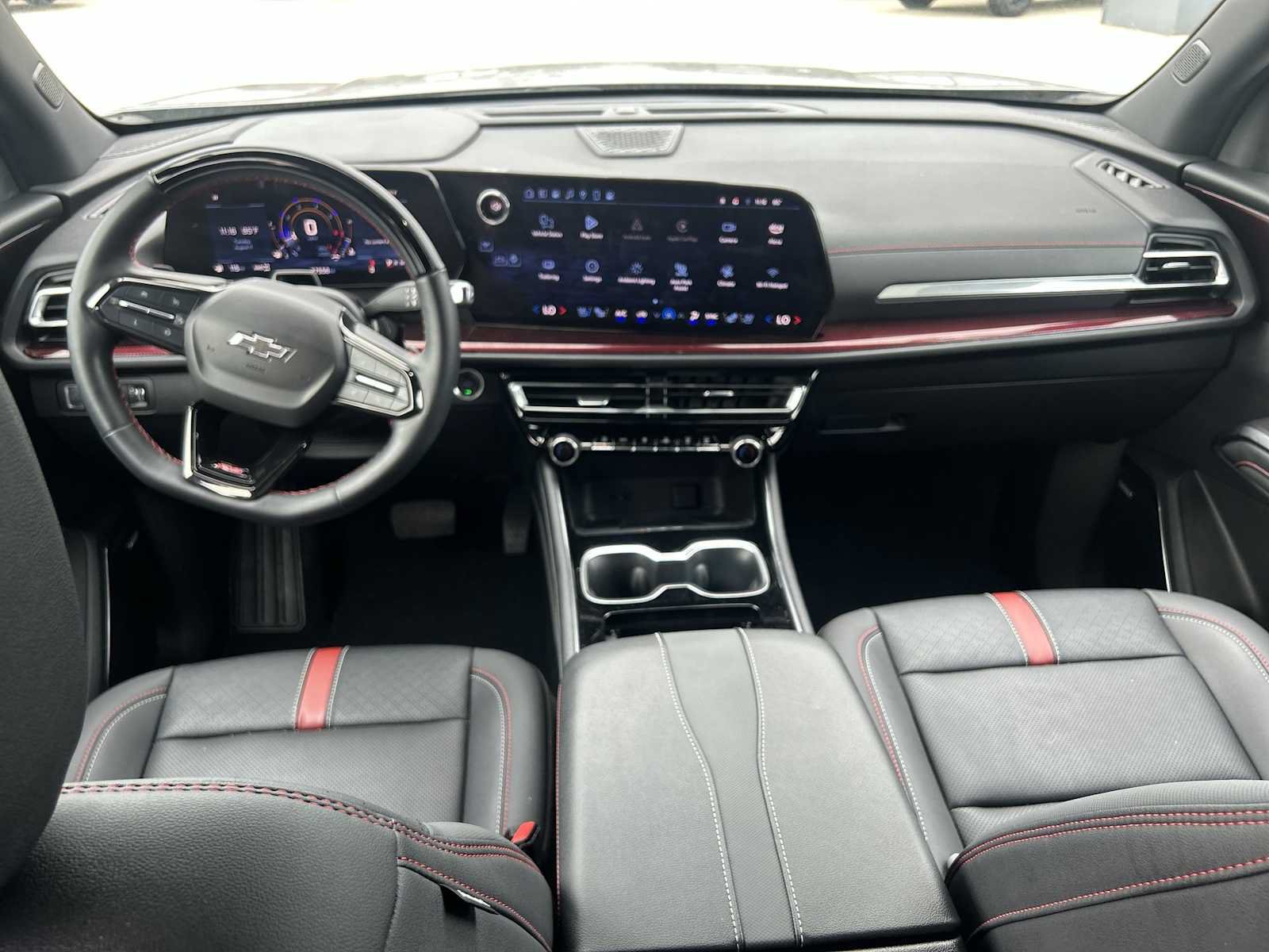 Used 2024 Chevrolet Traverse RS w/ LPO, Floor Liner Package AWD/4WD image 20