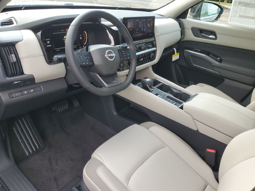 New 2026 Nissan Pathfinder SL FWD image 21