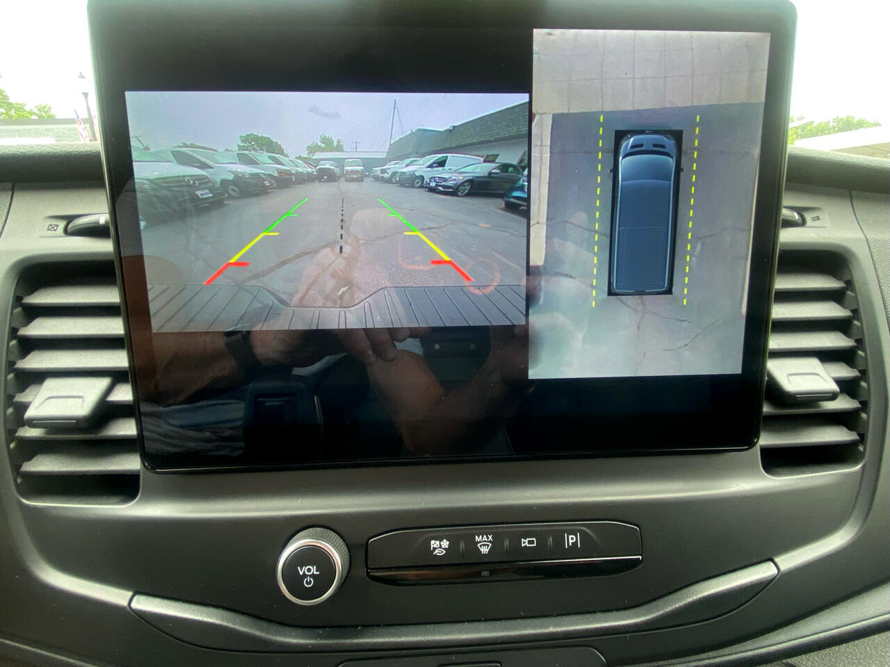 Used 2022 Ford Transit 250 Low Roof AWD image 40