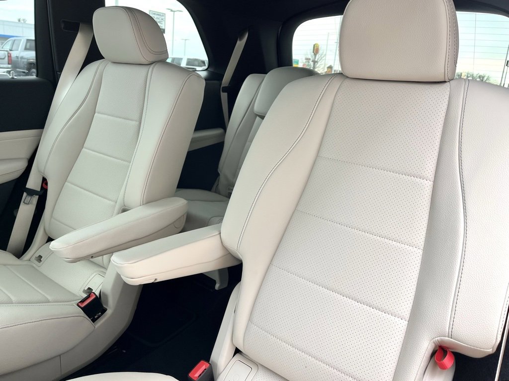 Used 2025 Mercedes-Benz GLS 450 4MATIC image 55