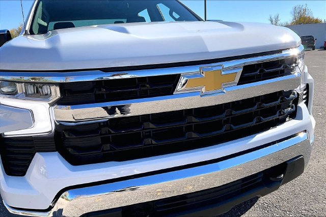 Used 2026 Chevrolet Silverado 1500 LT AWD/4WD image 30