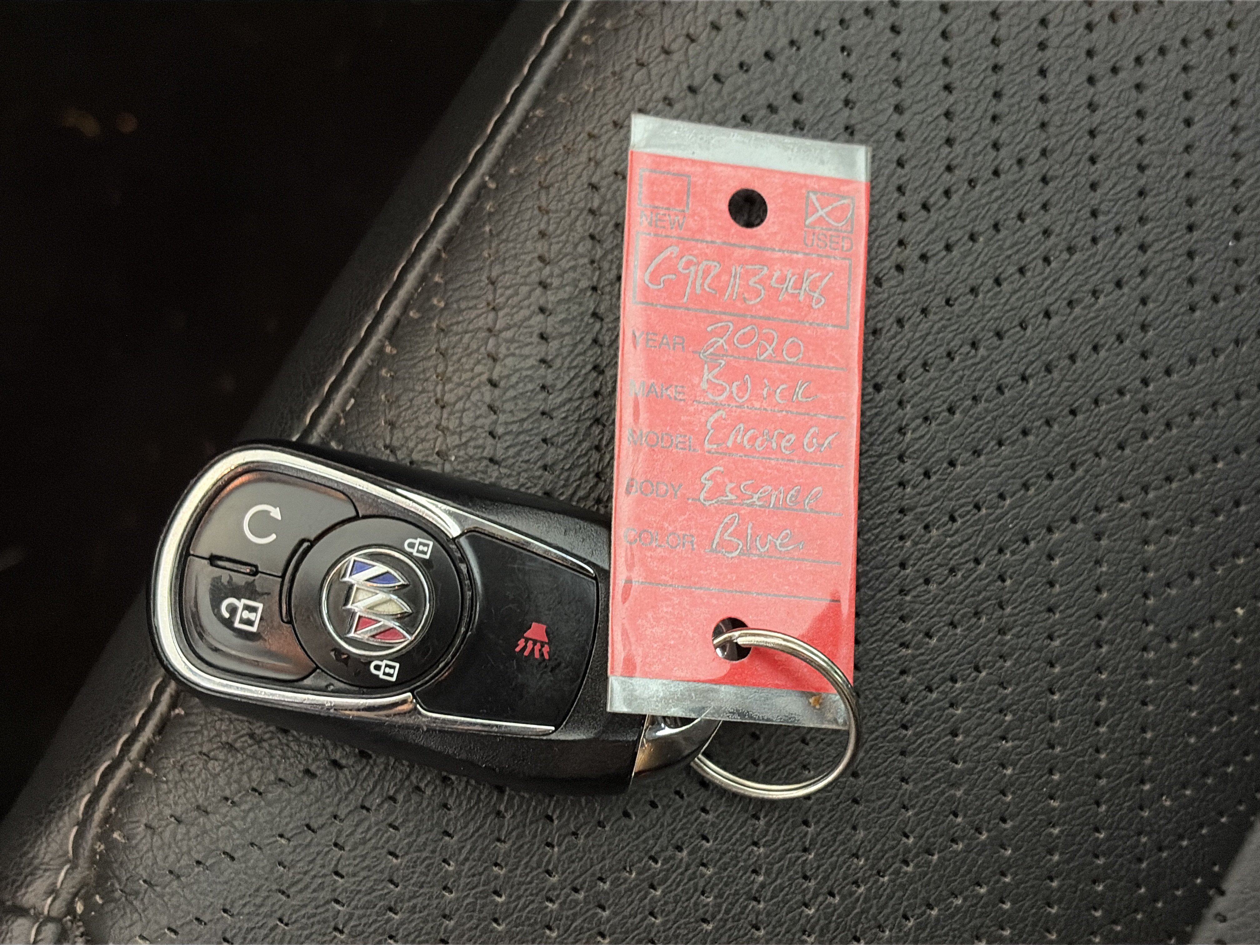 Used 2020 Buick Encore GX Essence FWD image 30