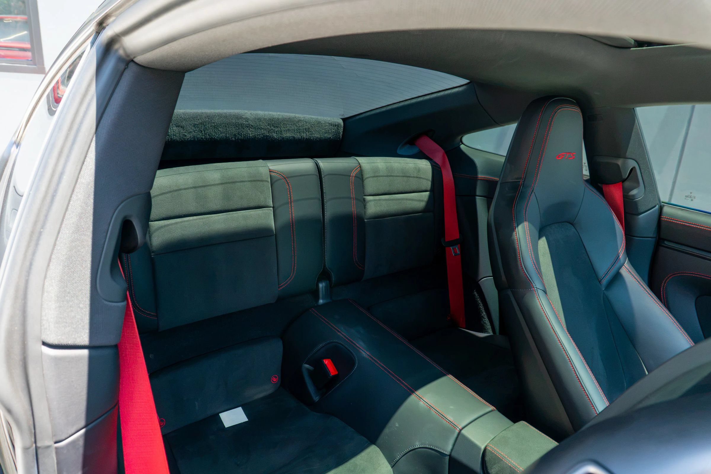 Used 2024 Porsche 911 Carrera S RWD image 51