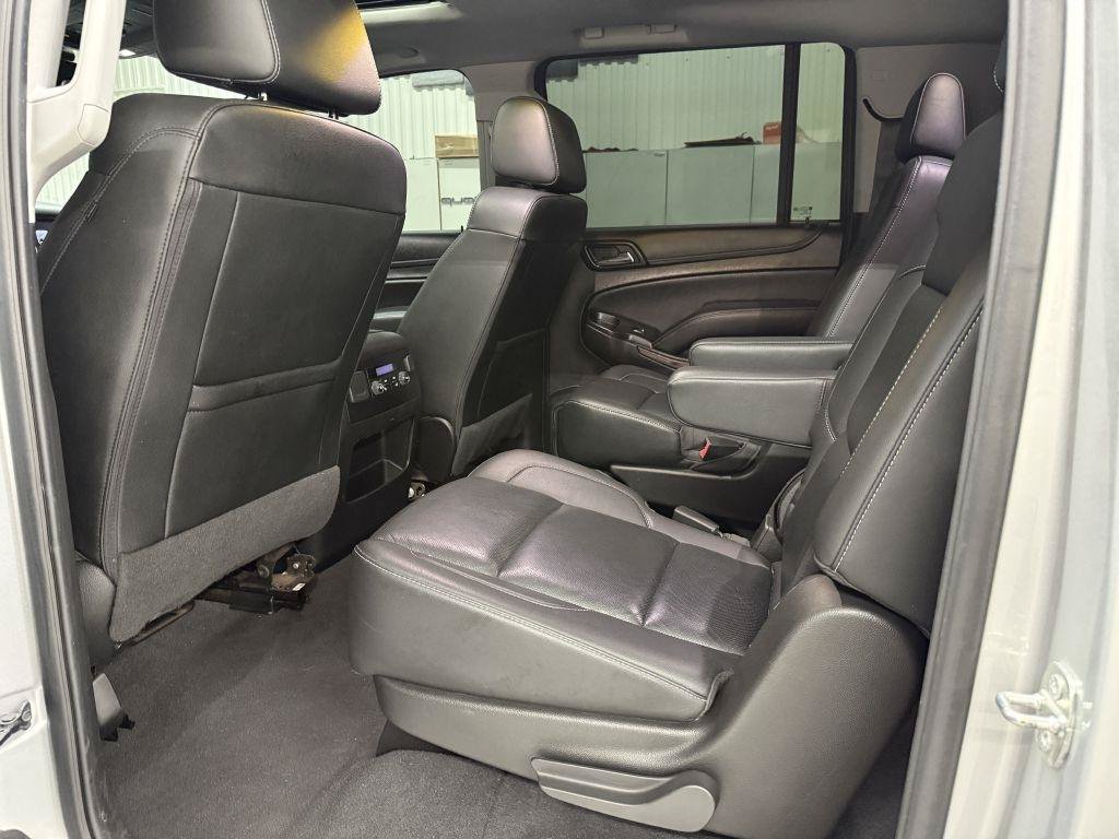 Used 2020 GMC Yukon XL SLT AWD/4WD image 33