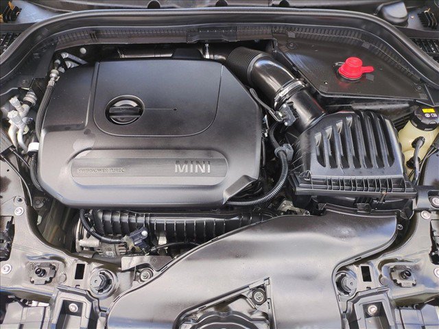 Used 2020 MINI Cooper 2-Door Hardtop FWD image 21