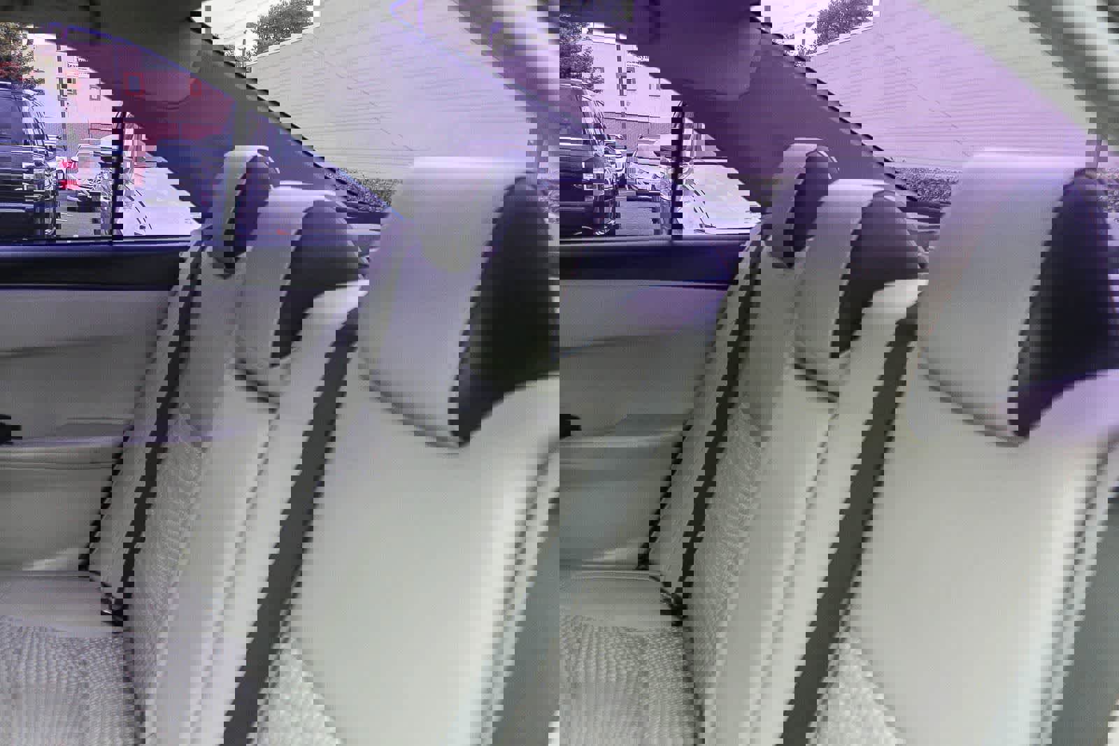 Used 2015 Toyota Camry SE FWD image 24