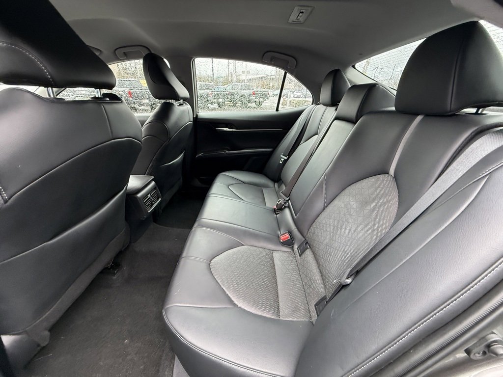Used 2023 Toyota Camry XSE image 15