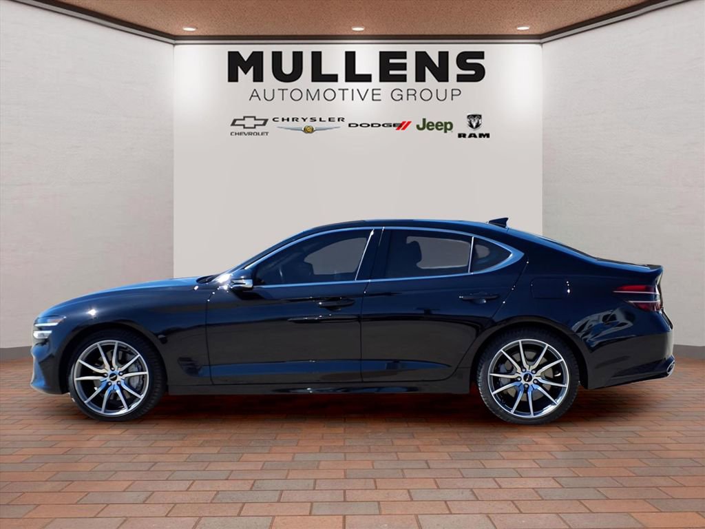 Used 2024 Genesis G70 2.5T image 8