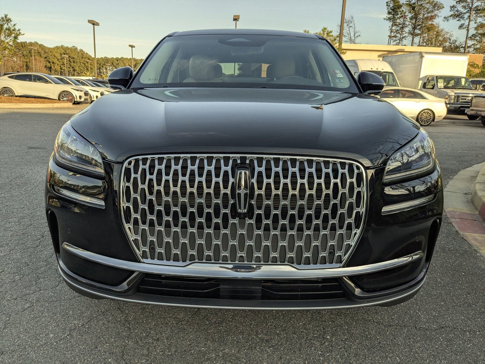 Certified 2024 Lincoln Corsair FWD w/ Equipment Group 101A image 10