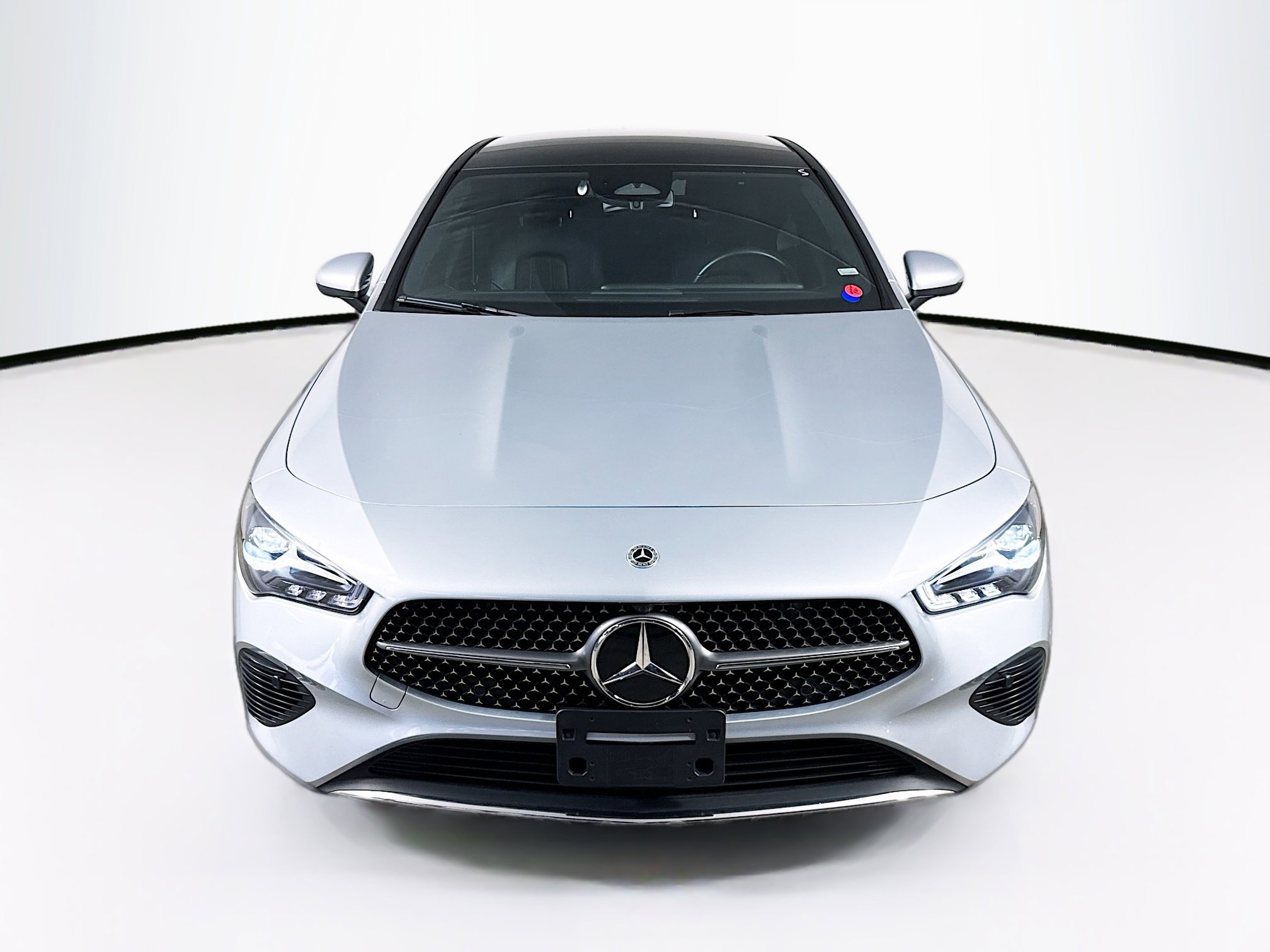 Used 2025 Mercedes-Benz CLA 250 4MATIC image 3