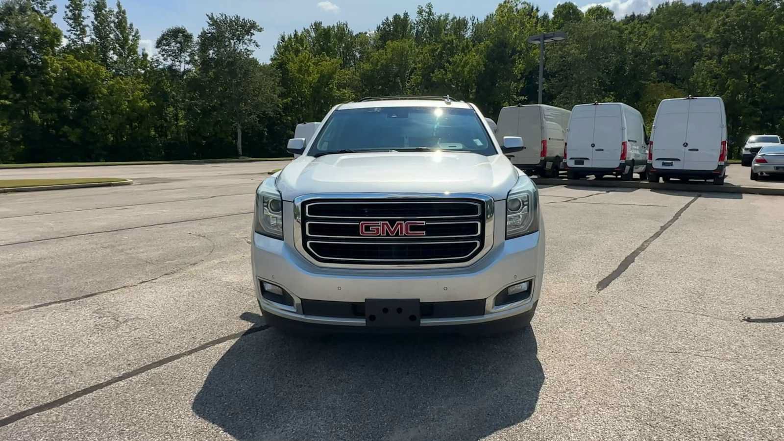 Used 2018 GMC Yukon SLT w/ Open Road Package AWD/4WD image 3