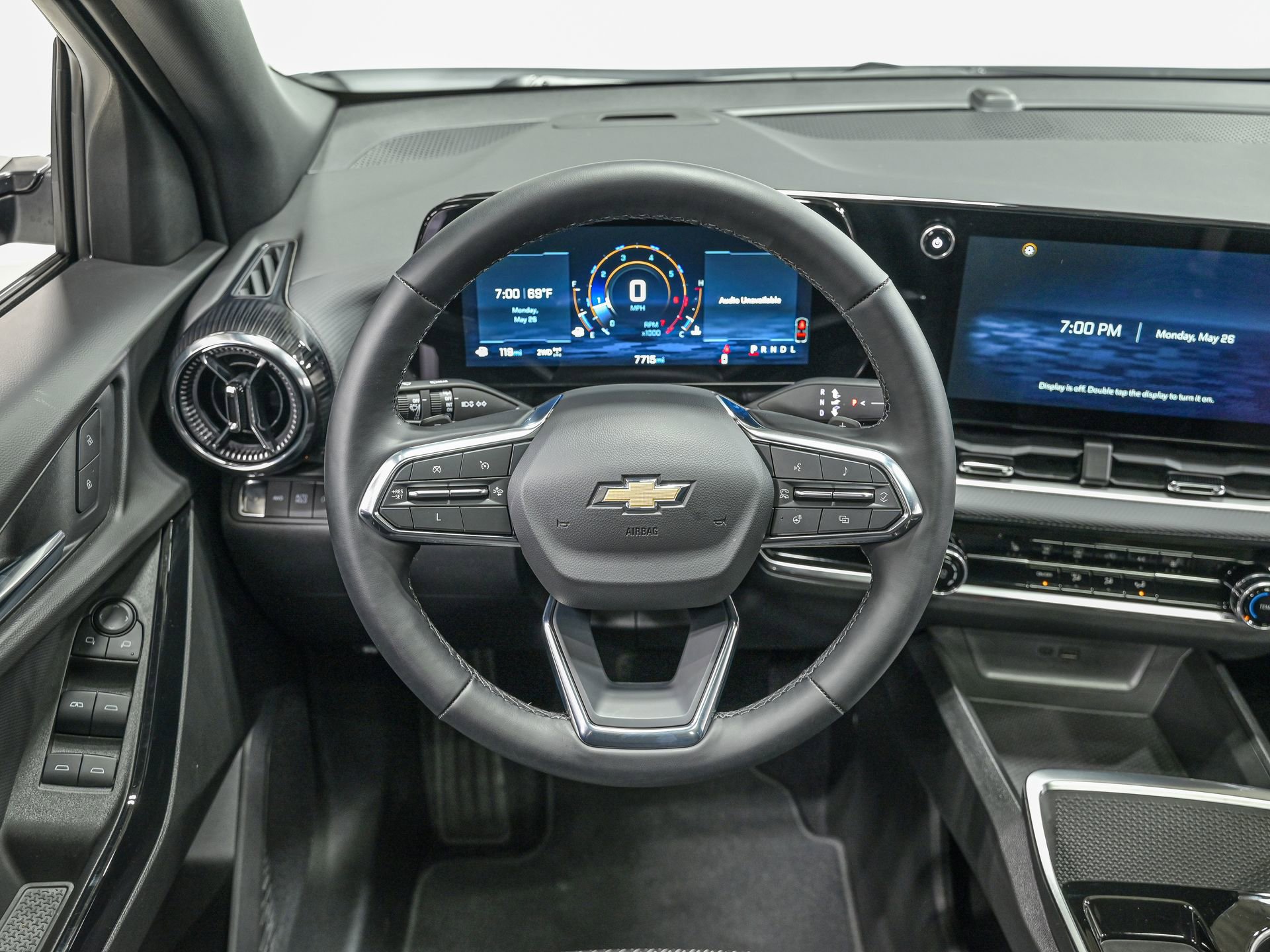 Used 2025 Chevrolet Equinox LT w/ Safety and Technology Package AWD/4WD image 16