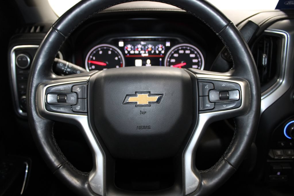 Used 2020 Chevrolet Silverado 3500 LTZ AWD/4WD image 36