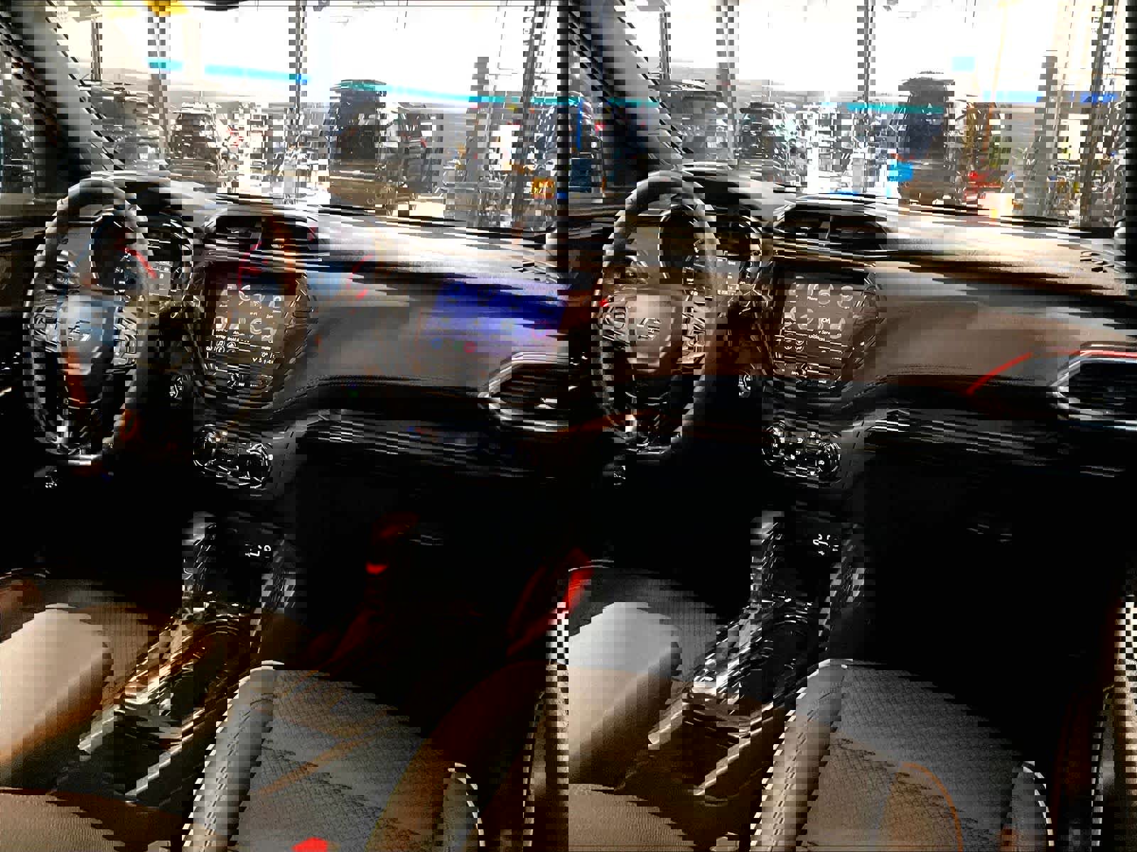 Used 2023 Chevrolet TrailBlazer RS w/ Sun and Liftgate Package image 14