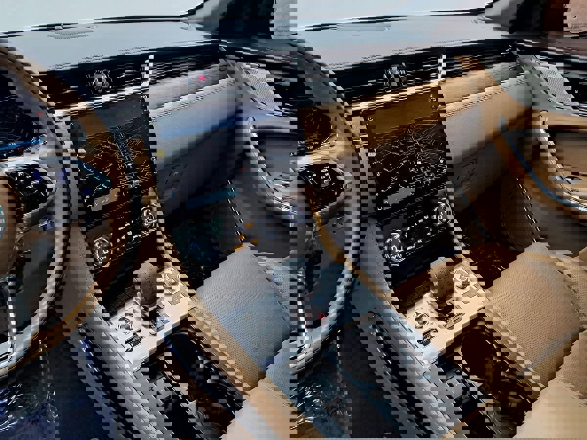 Used 2021 Jaguar F-PACE S image 14