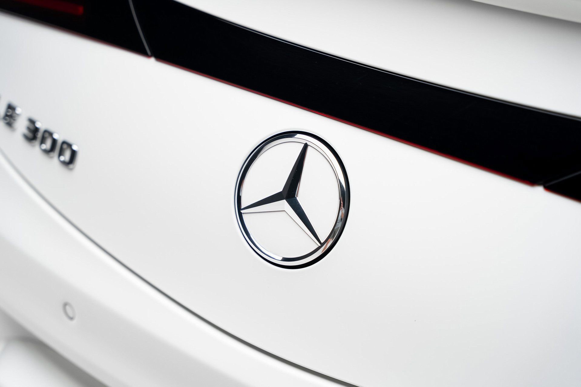 Used 2024 Mercedes-Benz CLE 300 4MATIC Coupe image 30