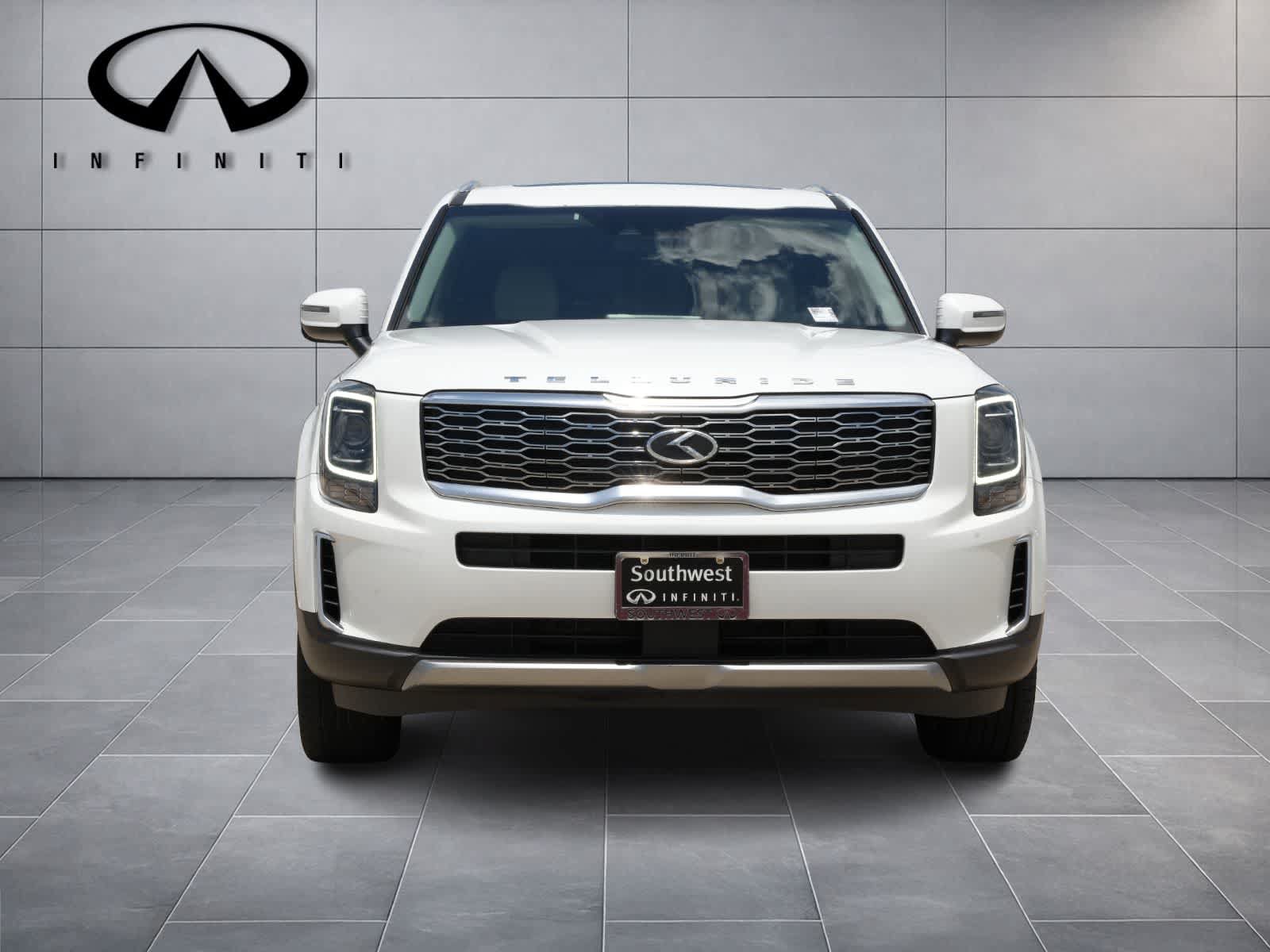Used 2020 Kia Telluride EX w/ EX Premium Package FWD image 2